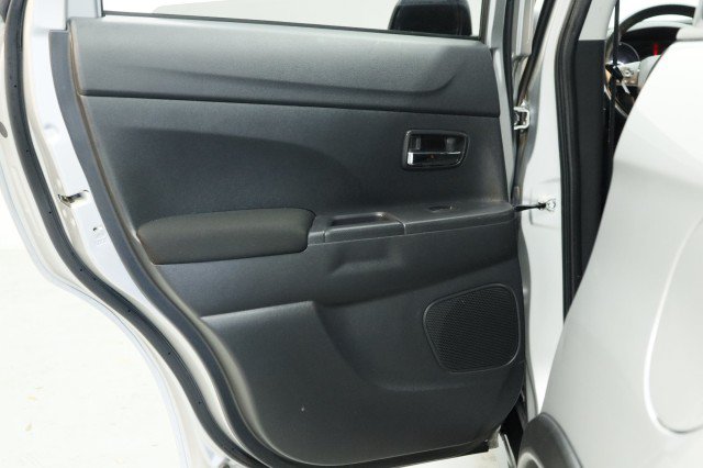 Used 2024 Mitsubishi Outlander Sport AWD image 29