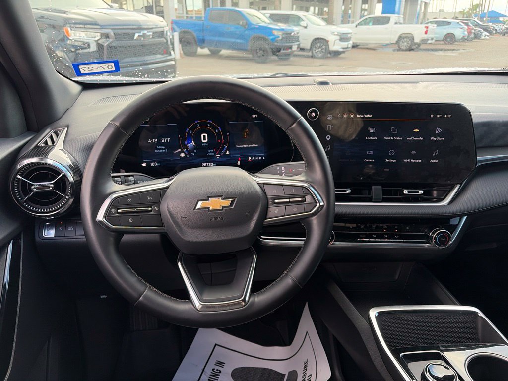 Used 2026 Chevrolet Equinox LT FWD image 9