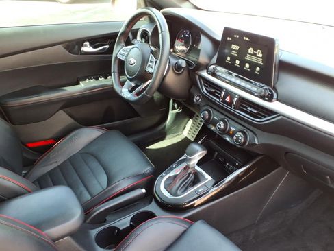 Used 2021 Kia Forte GT w/ GT2 Package FWD image 10