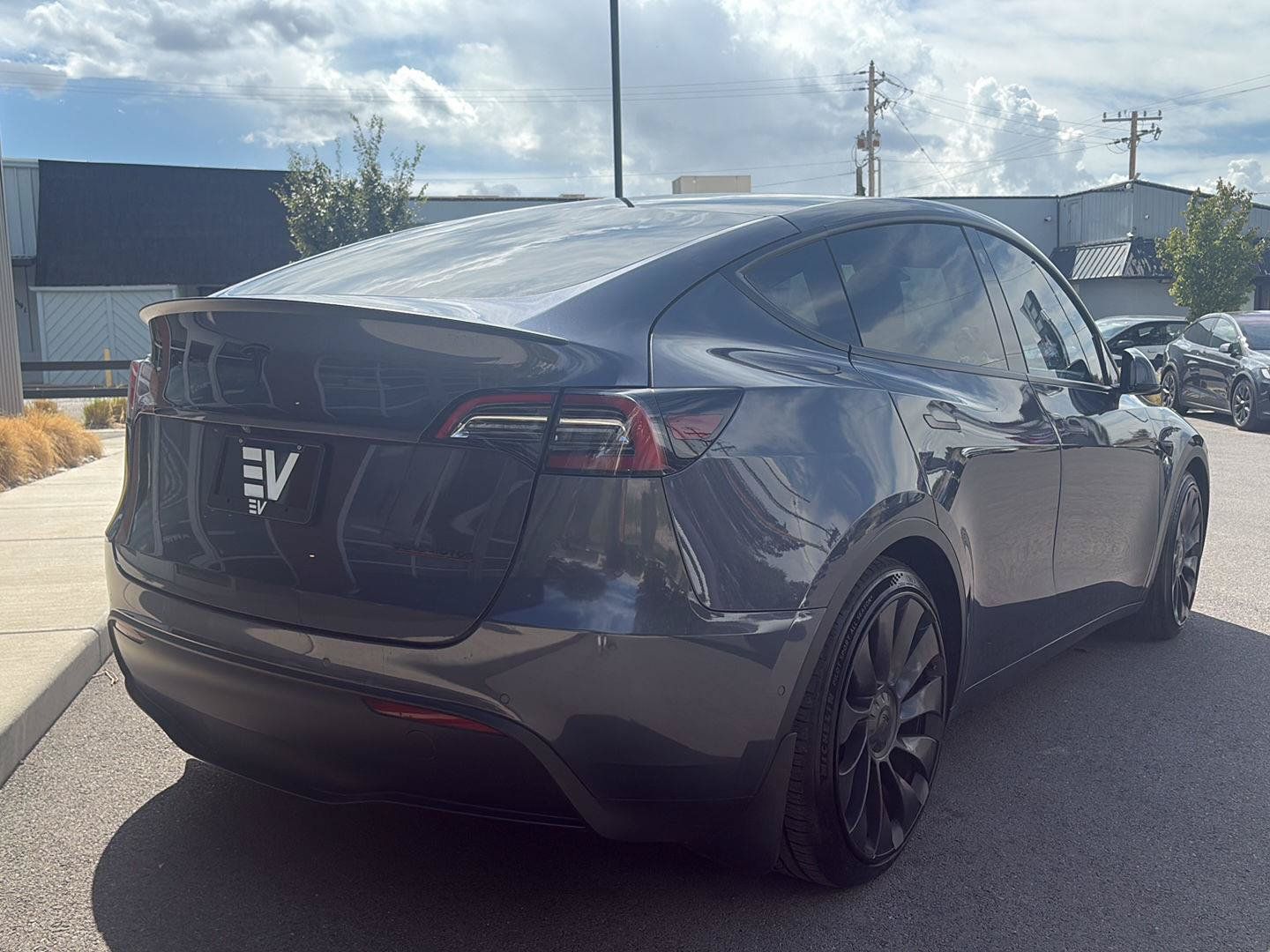 Used 2022 Tesla Model Y Performance AWD/4WD image 8