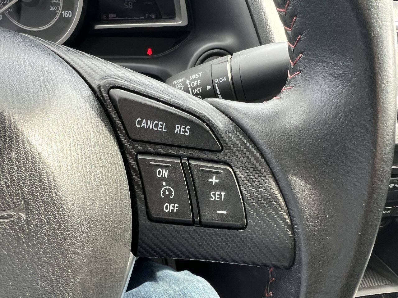 Used 2014 MAZDA MAZDA3 i Grand Touring FWD image 25