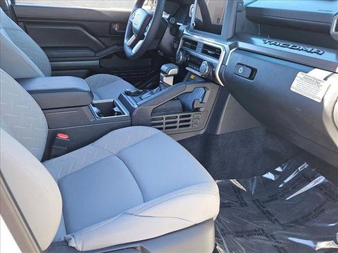 Used 2025 Toyota Tacoma SR5 image 19