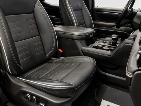 Used 2023 GMC Sierra 1500 AT4X w/ AT4X AEV Edition image 35