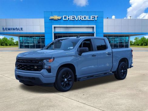 Used 2024 Chevrolet Silverado 1500 Custom RWD image 2