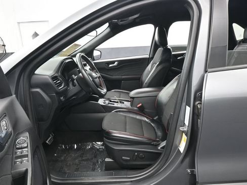 Used 2024 Ford Escape ST-Line FWD image 11