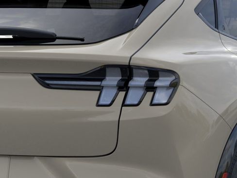 New 2025 Ford Mustang Mach-E Premium w/ Sport Appearance Package AWD/4WD image 21