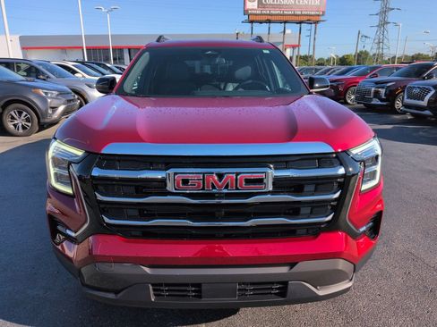 Used 2026 GMC Terrain Elevation w/ Elevation Premium Package FWD image 8