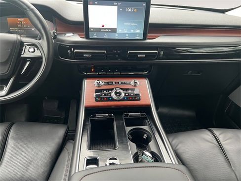 Used 2021 Lincoln Aviator Grand Touring w/ Equipment Group 302A image 11