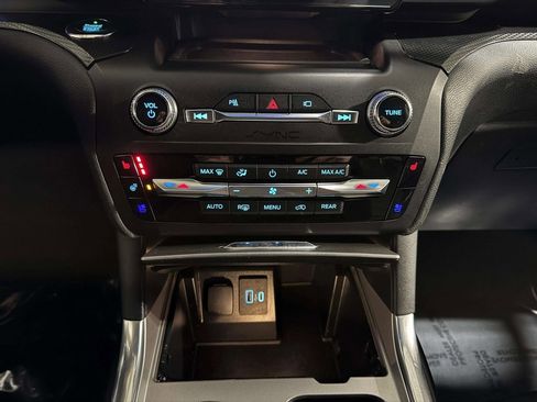 Used 2020 Ford Explorer ST image 8