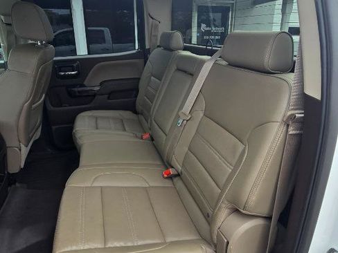 Used 2015 GMC Sierra 2500 Denali w/ Duramax Plus Package AWD/4WD image 19