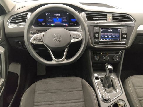 Used 2022 Volkswagen Tiguan S image 22