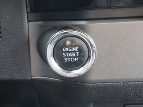 Used 2017 Toyota Tacoma TRD Sport image 24