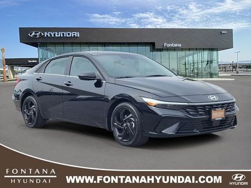 New 2026 Hyundai Elantra SEL Sport FWD image 1
