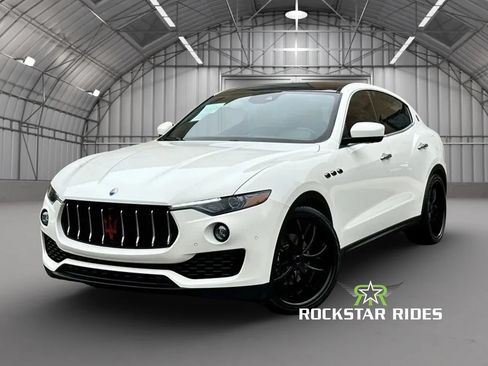 Used 2018 Maserati Levante AWD/4WD image 49