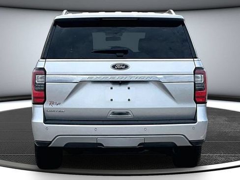 Used 2019 Ford Expedition Limited w/ Equipment Group 301A RWD image 5