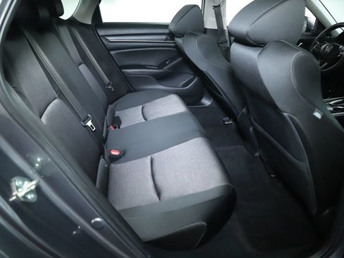 Used 2020 Honda Accord EX image 33