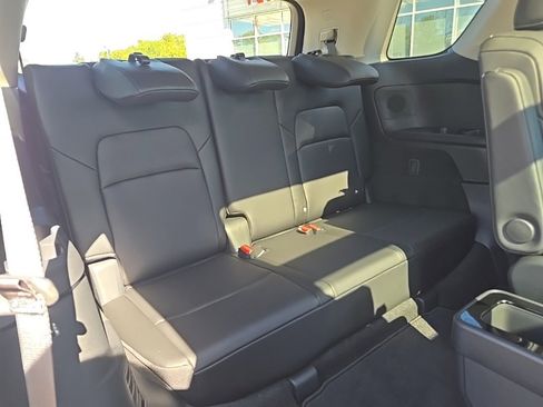 New 2025 Nissan Pathfinder SL image 38