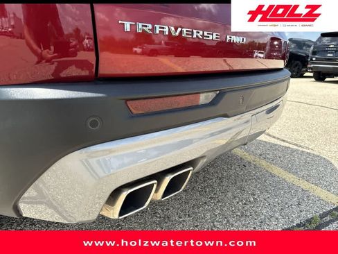 Certified 2025 Chevrolet Traverse LT AWD/4WD image 5