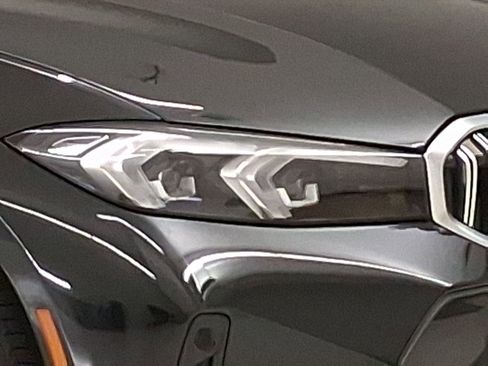 Used 2023 BMW 330i xDrive Sedan w/ M Sport Package image 9