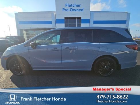 Certified 2024 Honda Odyssey Sport image 1