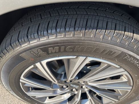 Used 2025 Lincoln Aviator 2WD image 29