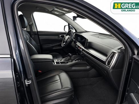 Used 2024 Kia Sorento S AWD/4WD image 15