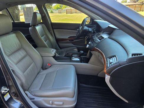 Used 2012 Honda Accord EX-L image 17