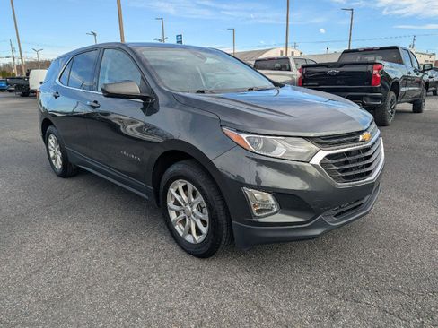Certified 2020 Chevrolet Equinox LT image 2