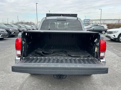 Used 2021 Toyota Tacoma SR5 image 21