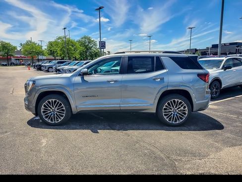 New 2026 GMC Terrain Denali w/ LPO, Black Badging Package AWD/4WD image 5