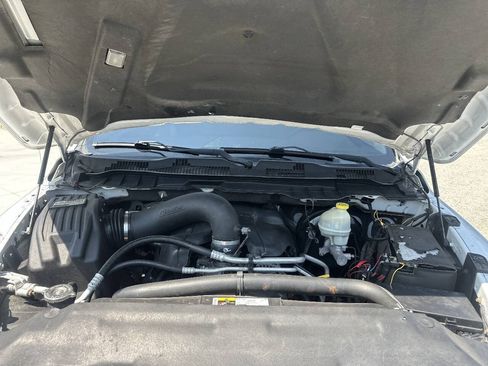 Used 2014 RAM 1500 Limited RWD image 12