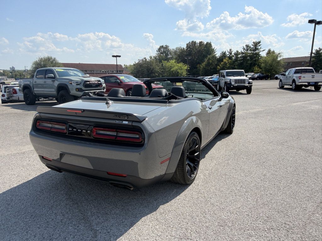 New 2023 Dodge Challenger SRT Hellcat RWD image 5