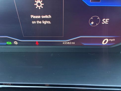 Certified 2021 Volkswagen Arteon SE image 2