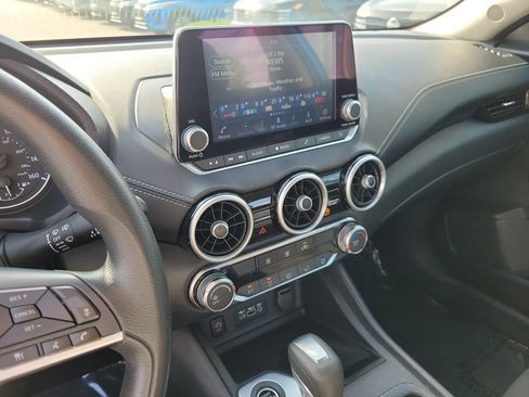 Certified 2025 Nissan Sentra SV FWD image 22