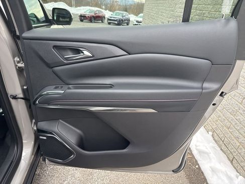 New 2026 Chevrolet Traverse Z71 w/ Enhanced Driving Package image 14