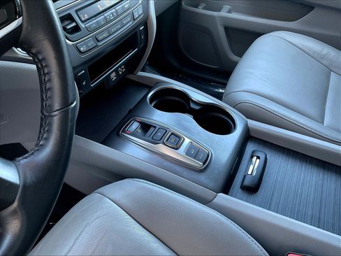 Used 2021 Honda Pilot EX-L image 18