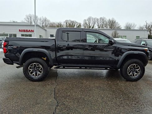 Used 2024 Chevrolet Colorado ZR2 w/ Safety Package image 9