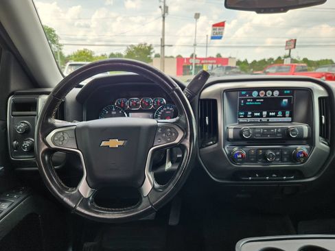 Used 2018 Chevrolet Silverado 1500 LT w/ All Star Edition AWD/4WD image 18