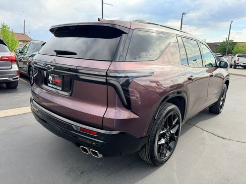 Used 2024 Chevrolet Traverse RS AWD/4WD image 4