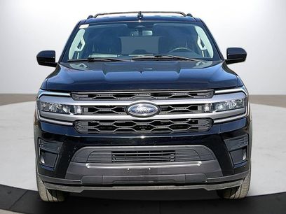 Used 2024 Ford Expedition Max XLT