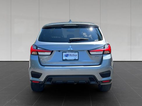 Used 2025 Mitsubishi Outlander Sport ES AWD/4WD image 4