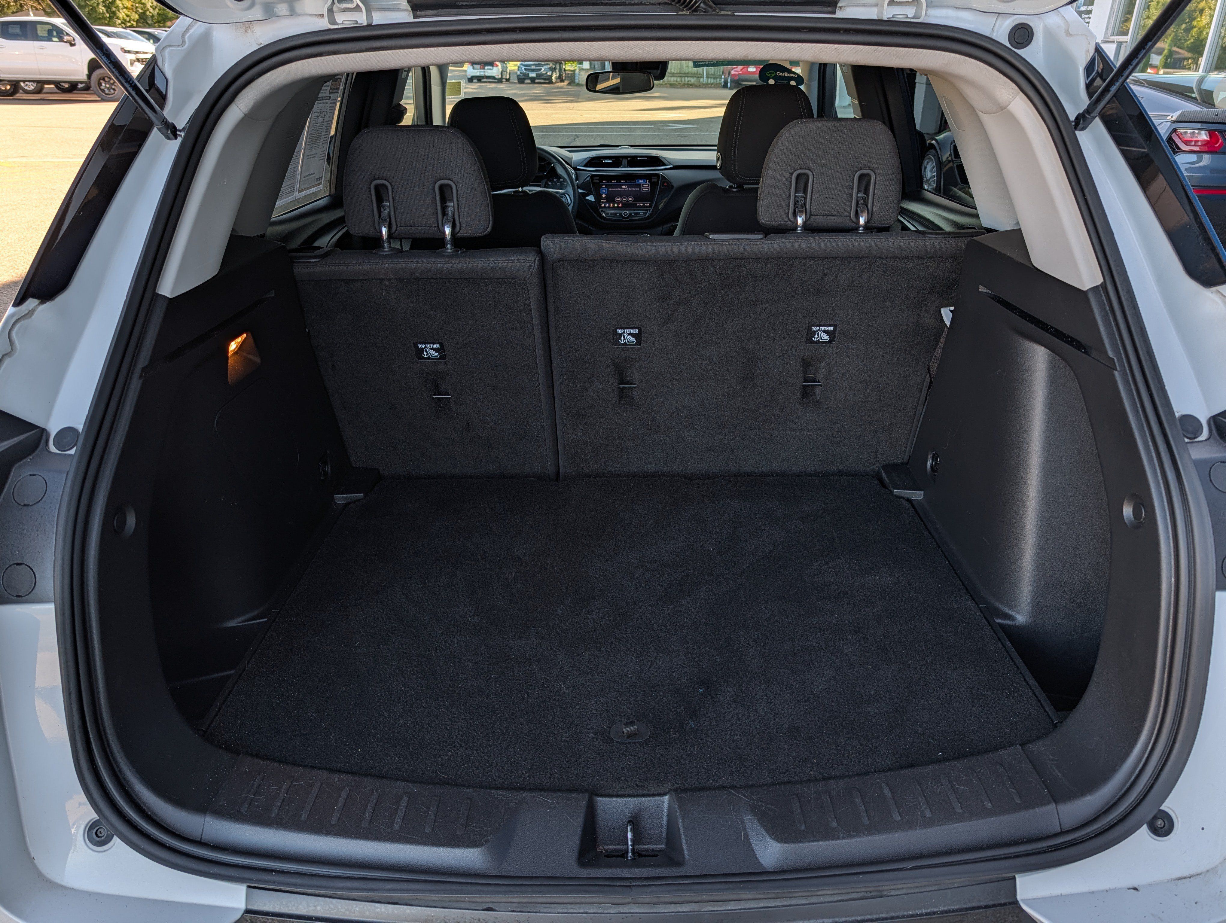 Certified 2022 Chevrolet TrailBlazer LT w/ Convenience Package FWD image 10