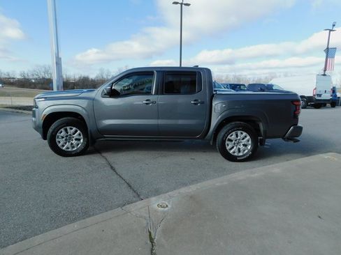 Used 2022 Nissan Frontier SV image 6