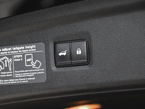 Used 2024 INFINITI QX50 Luxe image 42