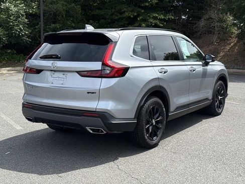 Used 2023 Honda CR-V Sport image 2