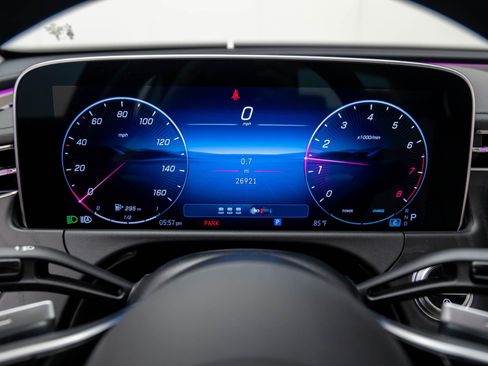 Used 2024 Mercedes-Benz E 350 4MATIC Sedan image 22