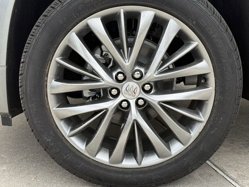 New 2026 Buick Enclave Avenir w/ Super Cruise Package image 9