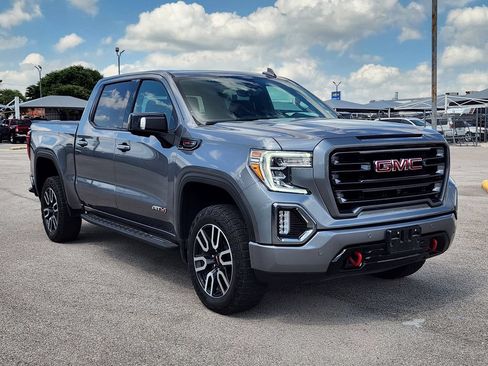 Used 2022 GMC Sierra 1500 AT4 w/ AT4 Premium Package AWD/4WD image 3