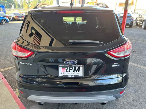 Used 2015 Ford Escape SE w/ Equipment Group 201A image 6