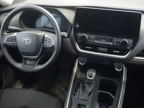 Used 2025 Toyota Grand Highlander FWD image 26